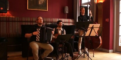 Hochzeitsmusik - Besetzung (mögl. Instrumente): Kontrabass - Allershausen - Oblivion - das Culture Clash Ensemble