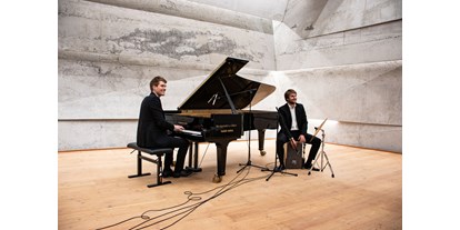 Hochzeitsmusik - Musikrichtungen: Pop - Vaterstetten - Jazzduo Brothers in Jazz im Konzertsaal Blaibach. - Brothers in Jazz