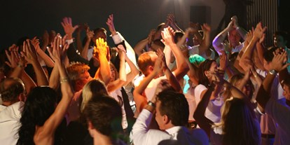 Hochzeitsmusik - Musikrichtungen: Nullerjahre - Nightfever Tanz- Party- und Unterhaltungsband