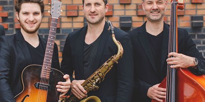 Hochzeitsmusik - Besetzung (mögl. Instrumente): Kontrabass - Deutschland - Jazzband Sektempfang Dinner buchen - Band buchen - Event, Party