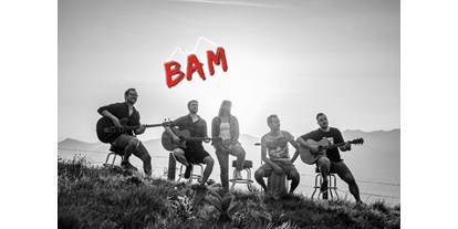 Hochzeitsmusik - Besetzung (mögl. Instrumente): Schlagzeug - Bergheim (Bergheim) - BAM-Foto mit Logo - BAM - Berchtesgaden Acoustic Music