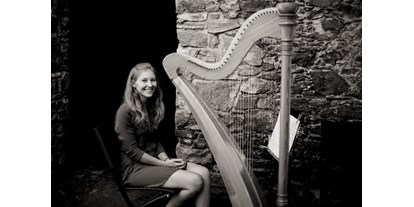Hochzeitsmusik - Besetzung (mögl. Instrumente): Harfe - Wien-Stadt - Hochzeit auf der Ruine Dobra - Harfenistin Petra Mallin