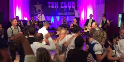 Hochzeitsmusik - Band-Typ: Tanz-Band - Bezirk Kirchdorf - Getanzt wird immer viel bei uns... - TBH Club