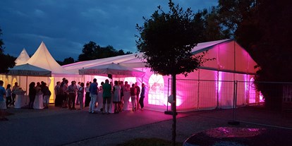 Hochzeitsmusik - Musikrichtungen: 80er - Parkstetten - Lichtgestaltung für Zelthochzeiten - Partyhochzeitsmusik