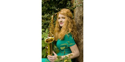 Hochzeitsmusik - Kosten für Abendhochzeit (ca. 5 Stunden): bis 1200 Euro - Saxophonistin, Silke Gert - Saxophonistin Silke Gert