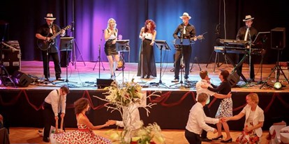 Hochzeitsmusik - Besetzung (mögl. Instrumente): Bass - Wien-Stadt - Natascha 'Albdreamgirl' Husar
