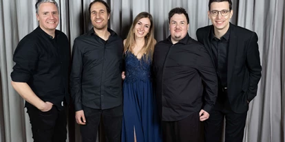 Hochzeitsmusik - Steiermark - Koffein für die Ohren - Iris' Coffeeshop
