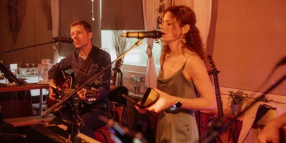 Hochzeitsmusik - Oberösterreich - Hochzeitsband mit Sängerin und Musiker - Coverage