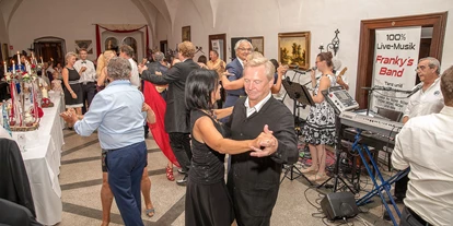 Hochzeitsmusik - Steiermark - DIE LIVE MUSIK FRANKY´S BAND IM TRIO. - FRANKY´S BAND,  INTERNATIONALE MUSIK  UND BALKANMUSIK