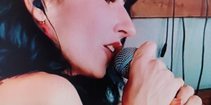Hochzeitsmusik - Steiermark - Top Sängerin NATASCHA von der Frankysband - FRANKY´S BAND,  INTERNATIONALE MUSIK  UND BALKANMUSIK