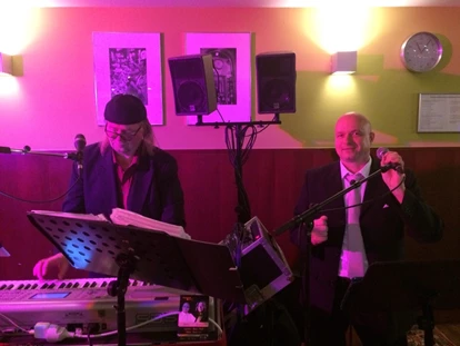 Hochzeitsmusik - Steiermark - Emmerich und Mika  - MIKAS BAND