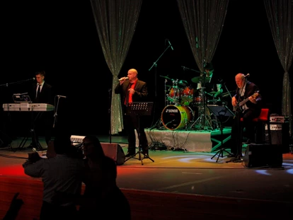 Hochzeitsmusik - Steiermark - Tanzabend Casino Mond - MIKAS BAND