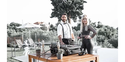 Hochzeitsmusik - Bayern - Event DJ und Event Sängerin München - Party DJ und Party Sängerin München - Tonestylers
