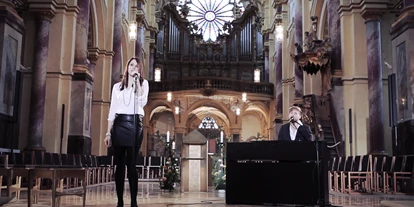 Hochzeitsmusik - Bayern - Sängerin für Trauung Svenja aus Nürnberg, Bayern - Hochzeitssängerin & Hochzeitssänger: Cloud Seven