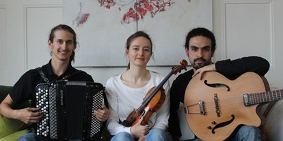 Hochzeitsmusik - Musikanlage - Schweiz - David Häggi, Angèle Quenette und Fernando Noriega (v.l.) - Contes et Rondes