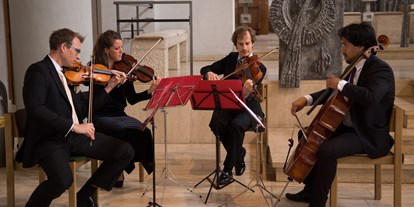 Hochzeitsmusik - Besetzung (mögl. Instrumente): männliche Hauptstimme - Fischbachtal - Das Streichquartett - Geigenhimmel