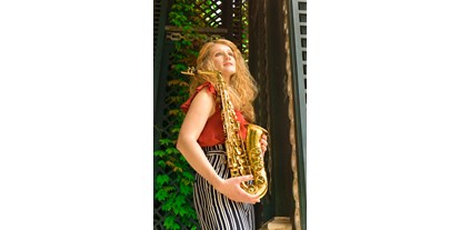 Hochzeitsmusik - Besetzung (mögl. Instrumente): Saxophon - Wien-Stadt - Saxophonistin, Silke Gert - Saxophonistin Silke Gert