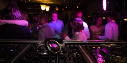 Hochzeitsmusik - Musikrichtungen: Partyhits - Emsland, Mittelweser ... - Partys - DJplusLive